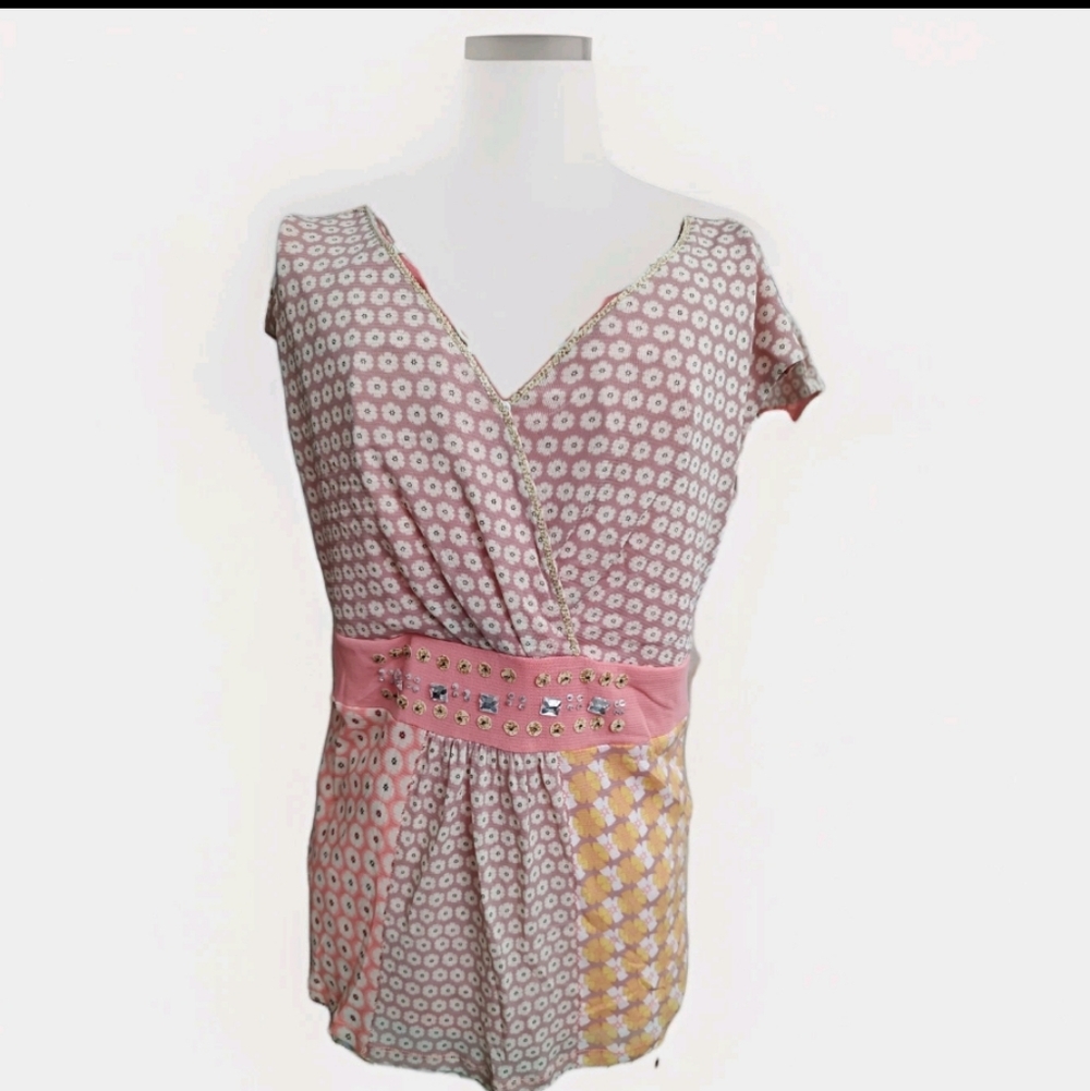 JH COLLECTIBLES Shirt, Women's Sm/Petite Pink Lined Shirt floral Beaded, Blouse